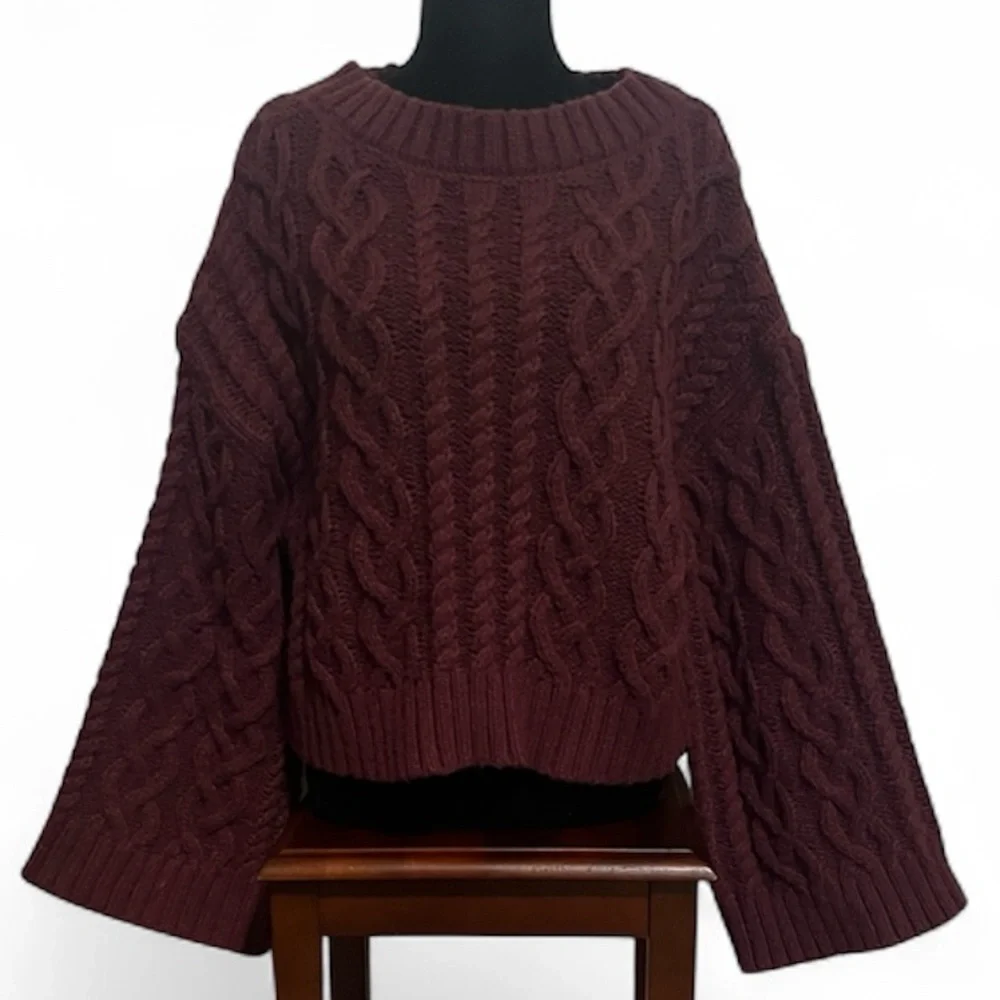 Grey Bandit Jacie Maroon Oversized Cable Knit Cropped Heavy Wide Cuff Sweater S